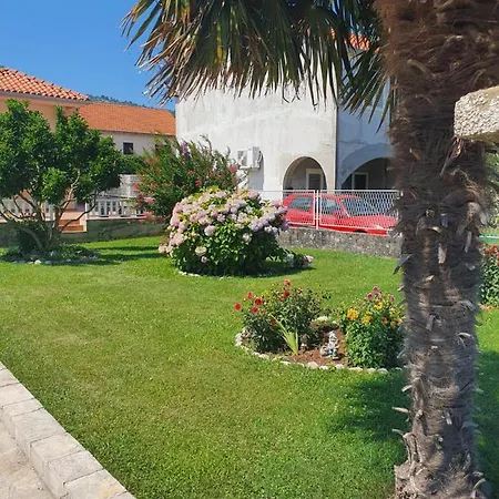 Happy Lp Apartment *